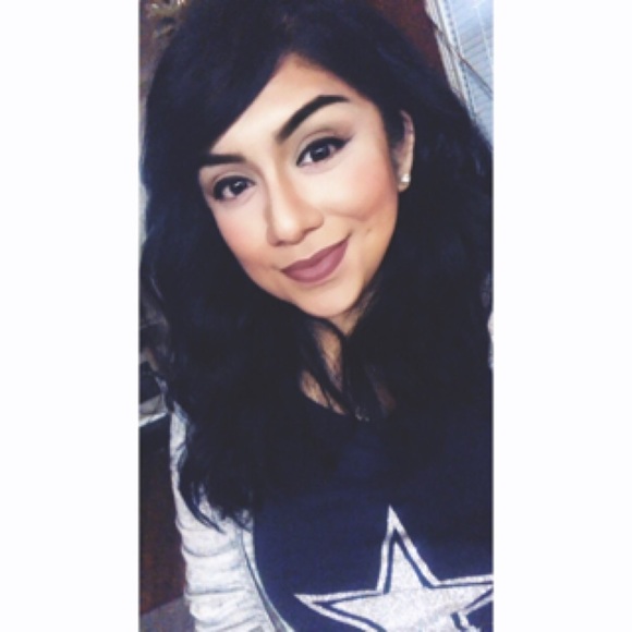 Meet your Posher! - Picture 1 of 1